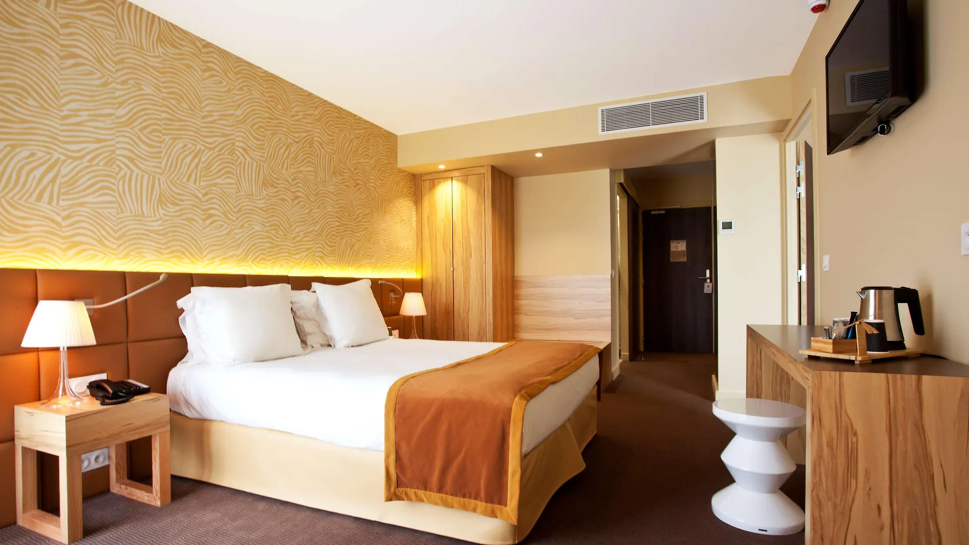 *** Hotel Golden Tulip Avignon Le Paradou Frankrig