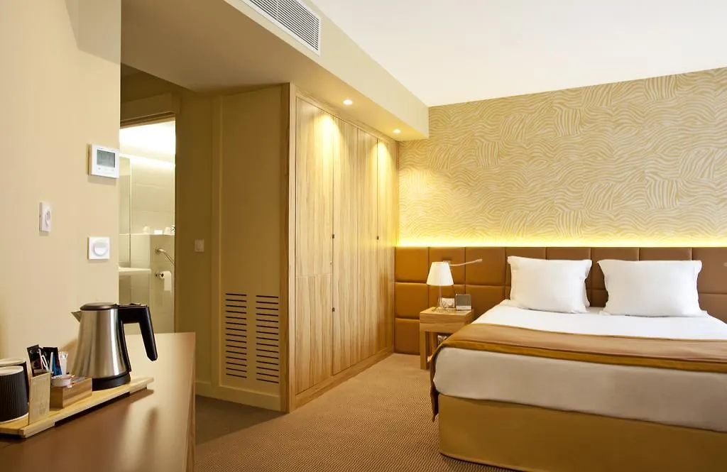 Golden Tulip Avignon Le Paradou 3*,  Frankrig